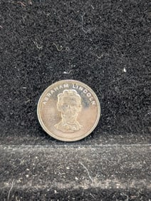 1 Gram .999 Fine Silver Round With Abraham Lincoln Profile