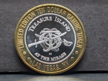 Limited Edition .999 FINE SILVER Center Treasure Island Casino $10 Gaming Token in Capsule