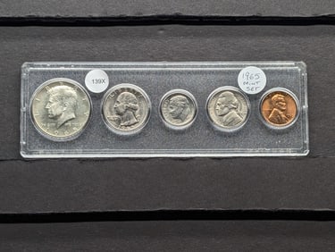 1965 Year Set w/a 40% Silver Kennedy Half Dollar