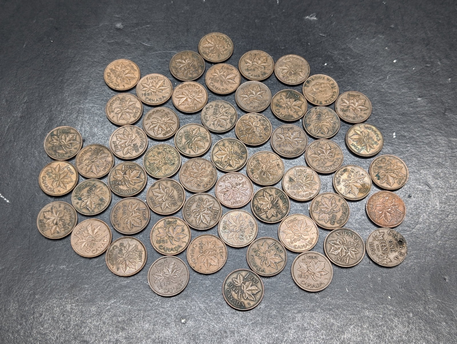 Mixed Date Canadian Cents 40's, 60's: Mixed Date Canadian Cents 40's, 60's