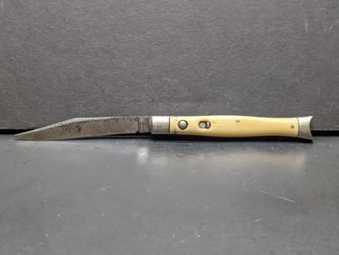 Schrade Mechanically Assisted Vintage Knife