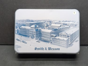 Smith and Wesson 2007 155th Anniversary Commemorative Tin SW155B Bullseye Double Lock Back Pocket