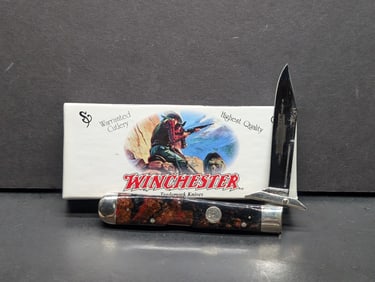 Winchester single blade folding knife number on blade 10121 W.R.A. CO 30-30 ( Box shows 19121 ) Made