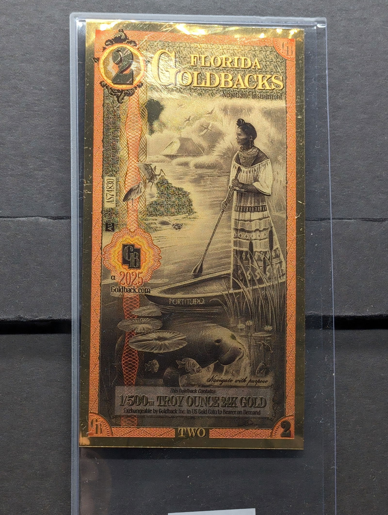 Winchester 19100 1992 Cartridge Series Single Blade Toothpick In Box Burnt Orange Bone Made In USA: Licensed Winchester “Cartridge Series” single blade toothpick pattern. Tang stamped “1900 92”; long clip blade (4¾) etched with Winchester logo. Rich reddish brown jigged bone h