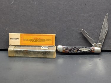 Craftsman Vintage 9507 Peanut Folding Pocket Knife In original packaging w/ Box