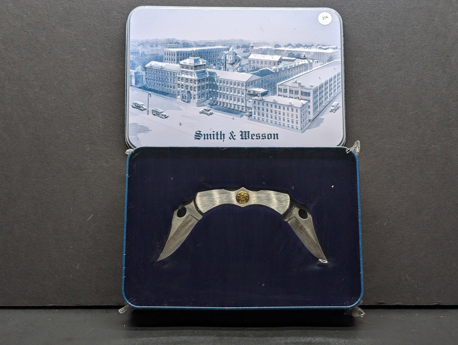 Smith and Wesson Building Commemorative Tin 155th Anniversary SW155B NIB (1 of 8)