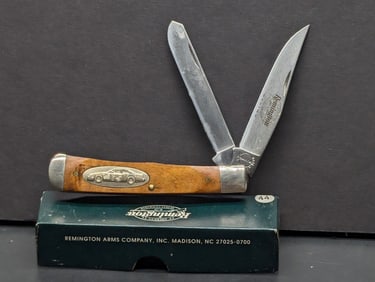 Remington R12 USA Birdseye Maple Eye NASCAR Racing Trapper Two Blade Knife NOS Rare 2004 Made In USA