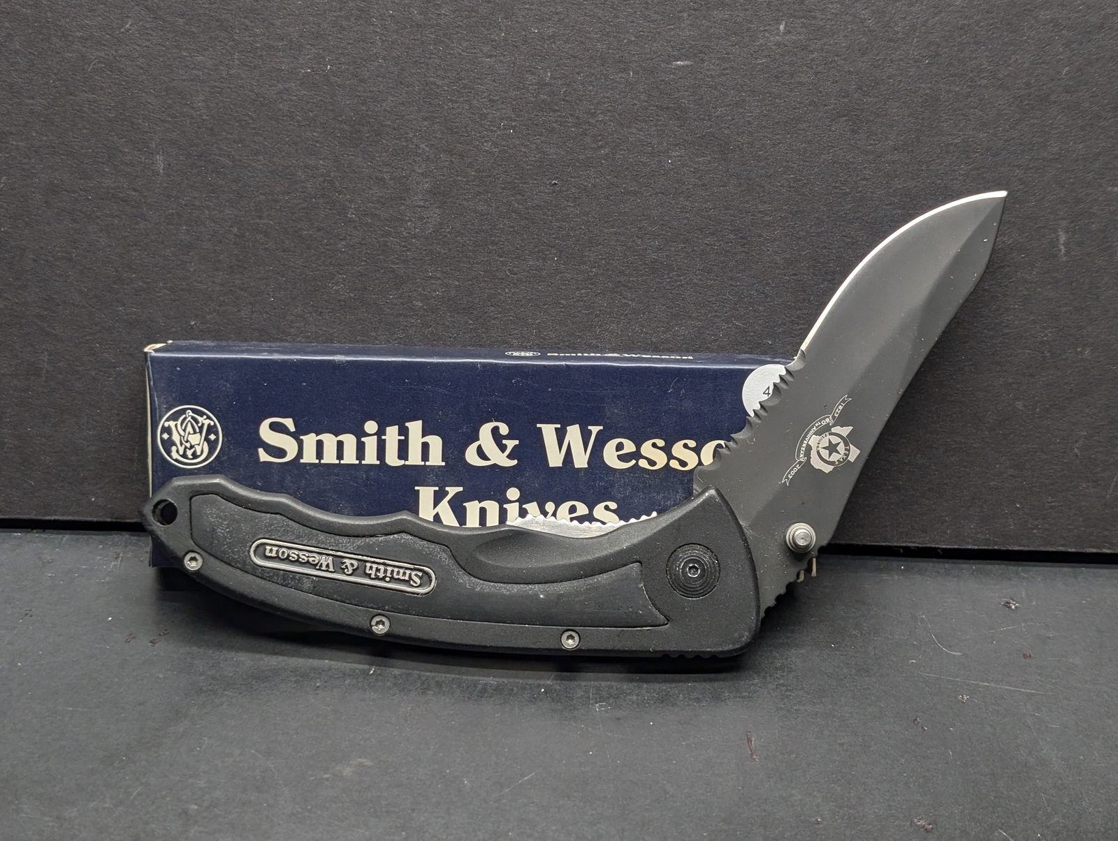 Smith and Wesson TX12BS TX Ranger Black Serrated 5"  New Old Stock w/ Box (1 of 10)