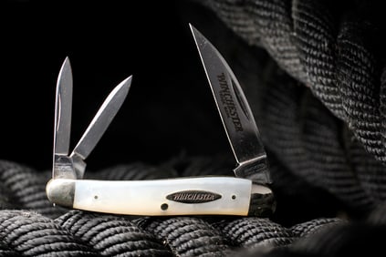 Winchester W 15 Pocketknife 3808-1 P 1995 Whittler 3-Blade *Mother of Pearl Very Collectible
