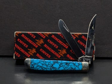 Winchester Two Bladed Pocket Knife Made in U.S.A. By Blue Grass W-40 14072 2 1/2 Inch Blades