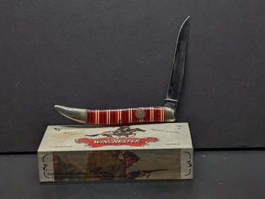 1992 Winchester Cartridge Series 45-70, W18 10100 Candy Stripe Toothpick, light stains on blade