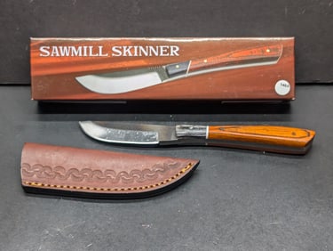 Sawmill Skinner Hunting Knife w/Sheath 3 1/2" Blade, 8 1/2" Overall, Black & Pakkawood Handle, Made
