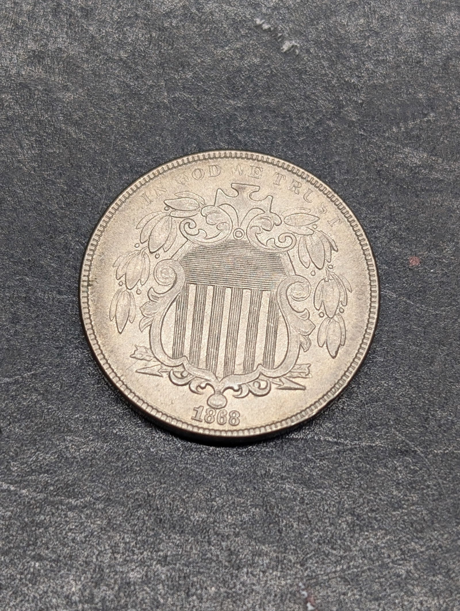 Rugar Collection All Weather: Ruger All-Weather Folding Knife - Rugged Design, Features a 3-inch stainless steel blade with elegant etching, Durable black textured handle with pocket clip, Excellent condition with minimal wear, In