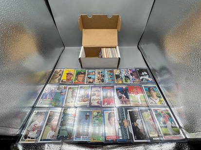 Box of Assorted Baseball Rookie Cards W/ Lots of Vintage & Star Player Cards - Varying Conditions: Box of Assorted Baseball Rookie Cards W/ Lots of Vintage & Star Player Cards - Varying Conditions