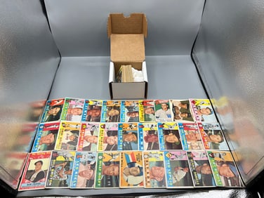 Lot of (80+) 1960 Topps Baseball Cards - Varying Conditions