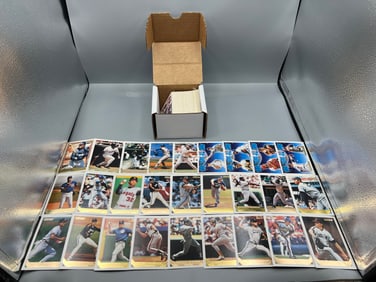 Lot of (100+) 1993 Topps Gold Baseball Cards W/ Stars - Varying Conditions