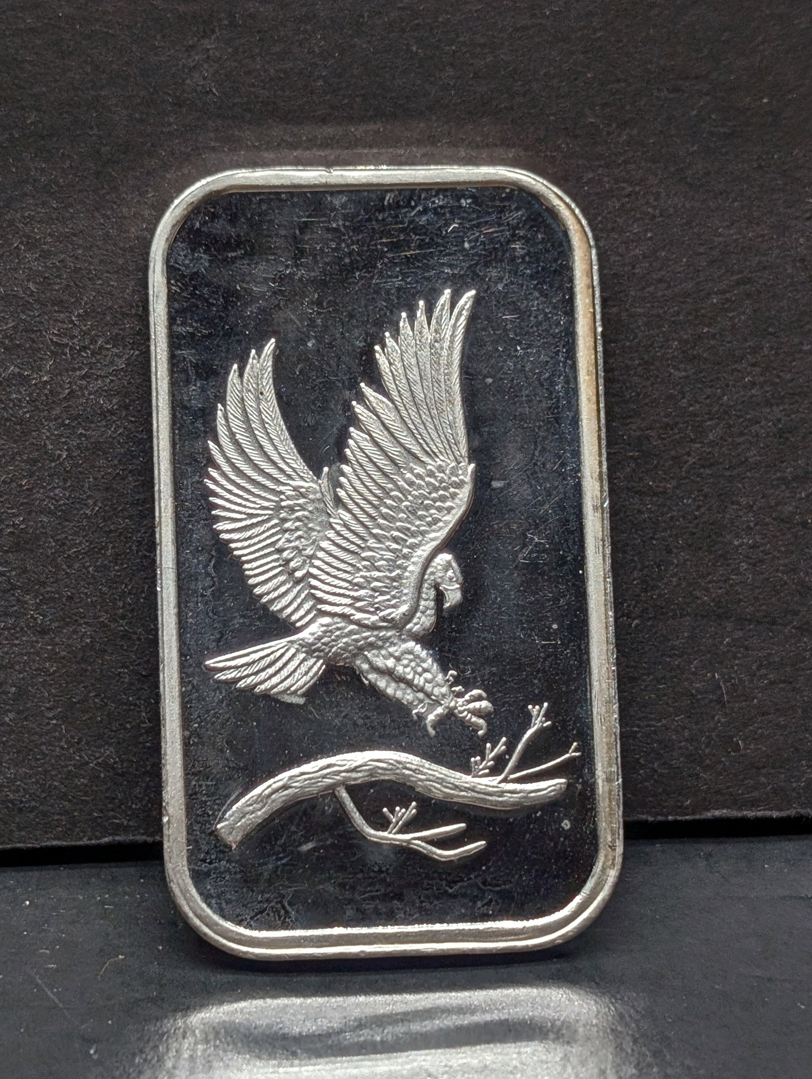 1 Oz. .999 FINE SILVER Eagle Landing on Branch Designed Art Bar: 1 Oz. .999 FINE SILVER Eagle Landing on Branch Designed Art Bar