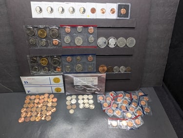 HUGE!! Grab Bag of Various Vintage & Modern U.S. Coins, Currency & Tokens
