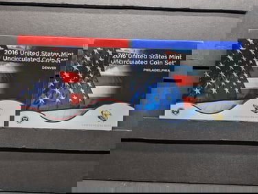 2016 United States Mint P&D Uncirculated Coin Set in OGP