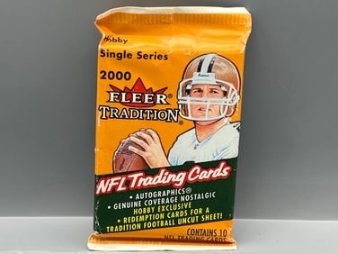 2000 Fleer Tradition Football Factory Sealed Hobby Pack - Possible Tom Brady RC