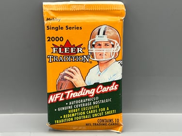 2000 Fleer Tradition Football Factory Sealed Hobby Pack - Possible Tom Brady RC