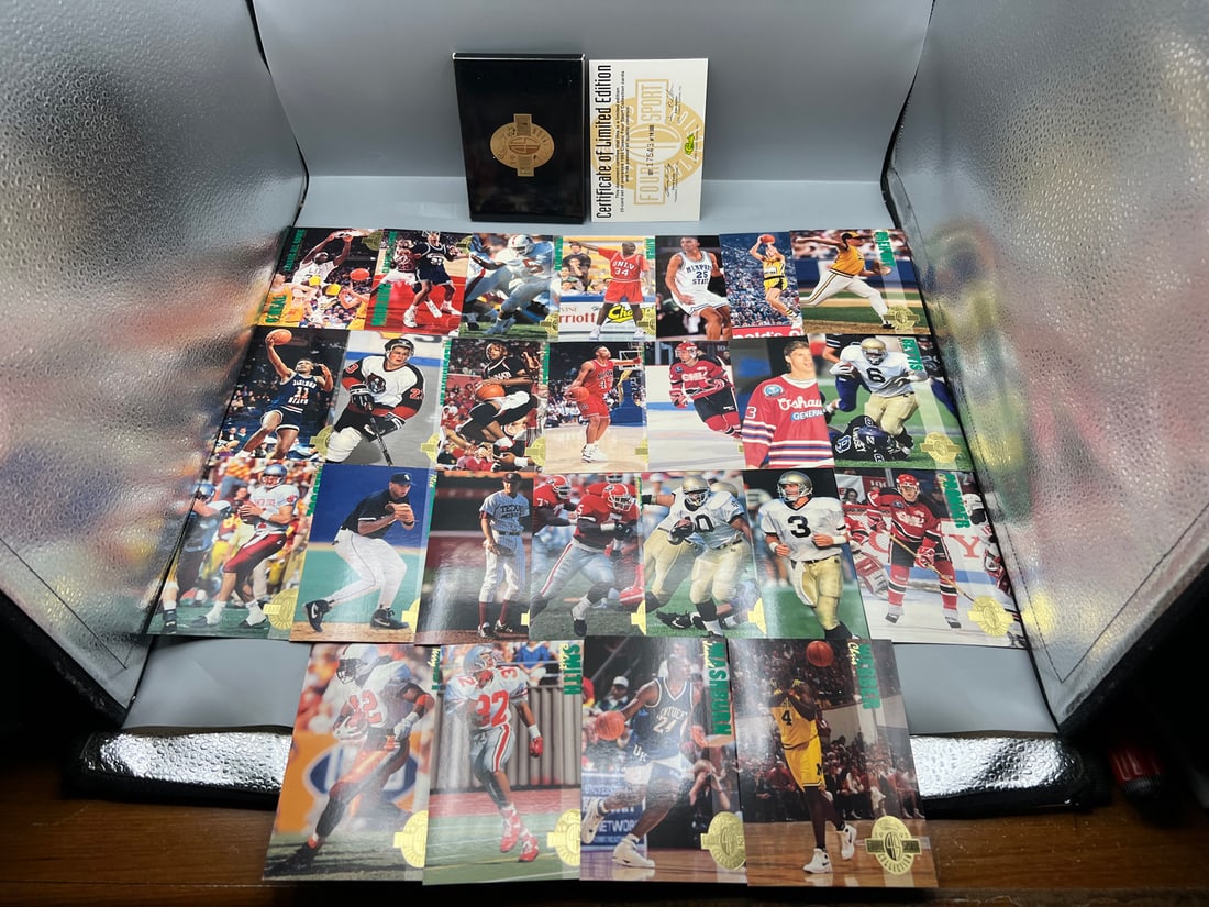 1993 Classic Four Sport Collection Complete Oversized Card Set - RCs of Chris Webber, Anfernee (1 of 6)