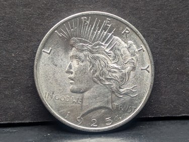 1925 U.S. Silver Peace Dollar UNC