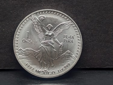 1992 Mexican Silver Libertad Round. One Troy Ounce Silver.999 Fine