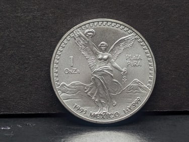1993 Mexican Silver Libertad Round. One Troy Ounce Silver.999 Fine