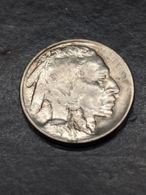 1913 Type 2 Buffalo Nickel **GEM BU**
