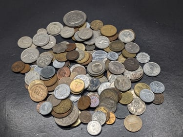 Bag of 1.5 Lbs. of Various Vintage & Modern World Coins