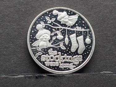 2021 - 1 Oz. .999 FINE SILVER The Stockings Were Hung Designed Round