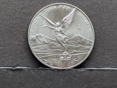 1 Oz. .999 PURE SILVER 2012 Mexico Libertad Designed Round