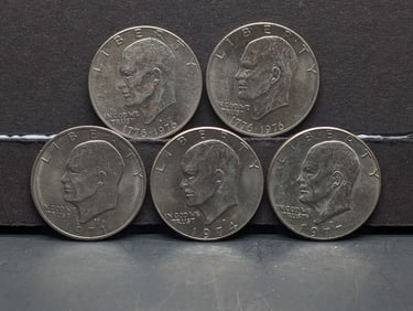(5) Eisenhower Dollars 1971-D, 1974-D, 1977-D, 1976 P&D