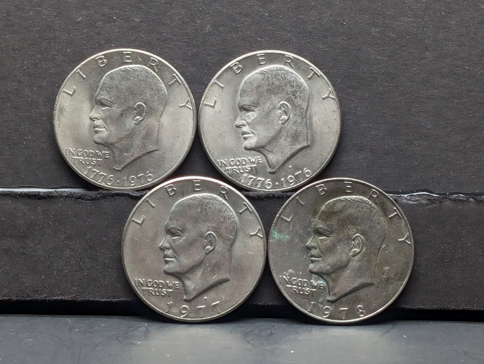 (4) Eisenhower Dollars 1976P&D, 1977 D, 1978-P: (4) Eisenhower Dollars 1976P&D, 1977 D, 1978-P
