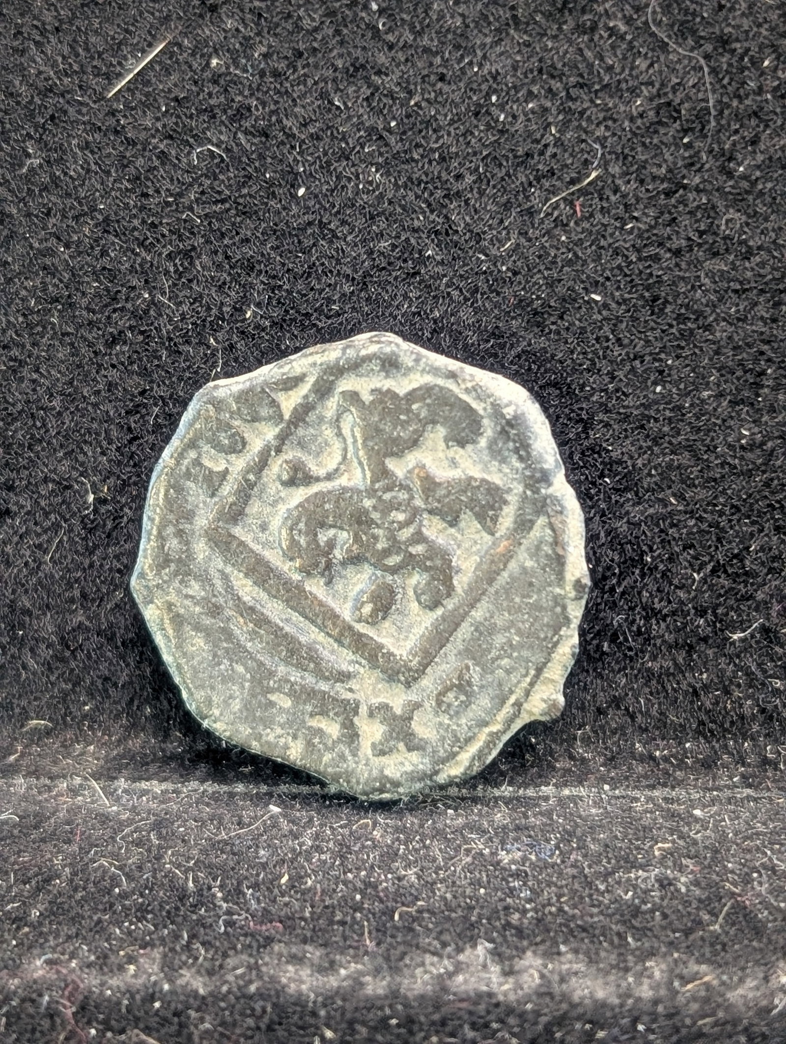 1600-1700 (Rare-Great Detai ls on Castle) Pirate Era Coin, Over 300 Years Old!: 1600-1700 (Rare-Great Details on Castle) Pirate Era Coin, Over 300 Years Old!