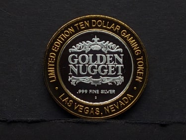 Limited Edition .999 FINE SILVER Center Golden Nugget Casino $10 Gaming Token in Capsule