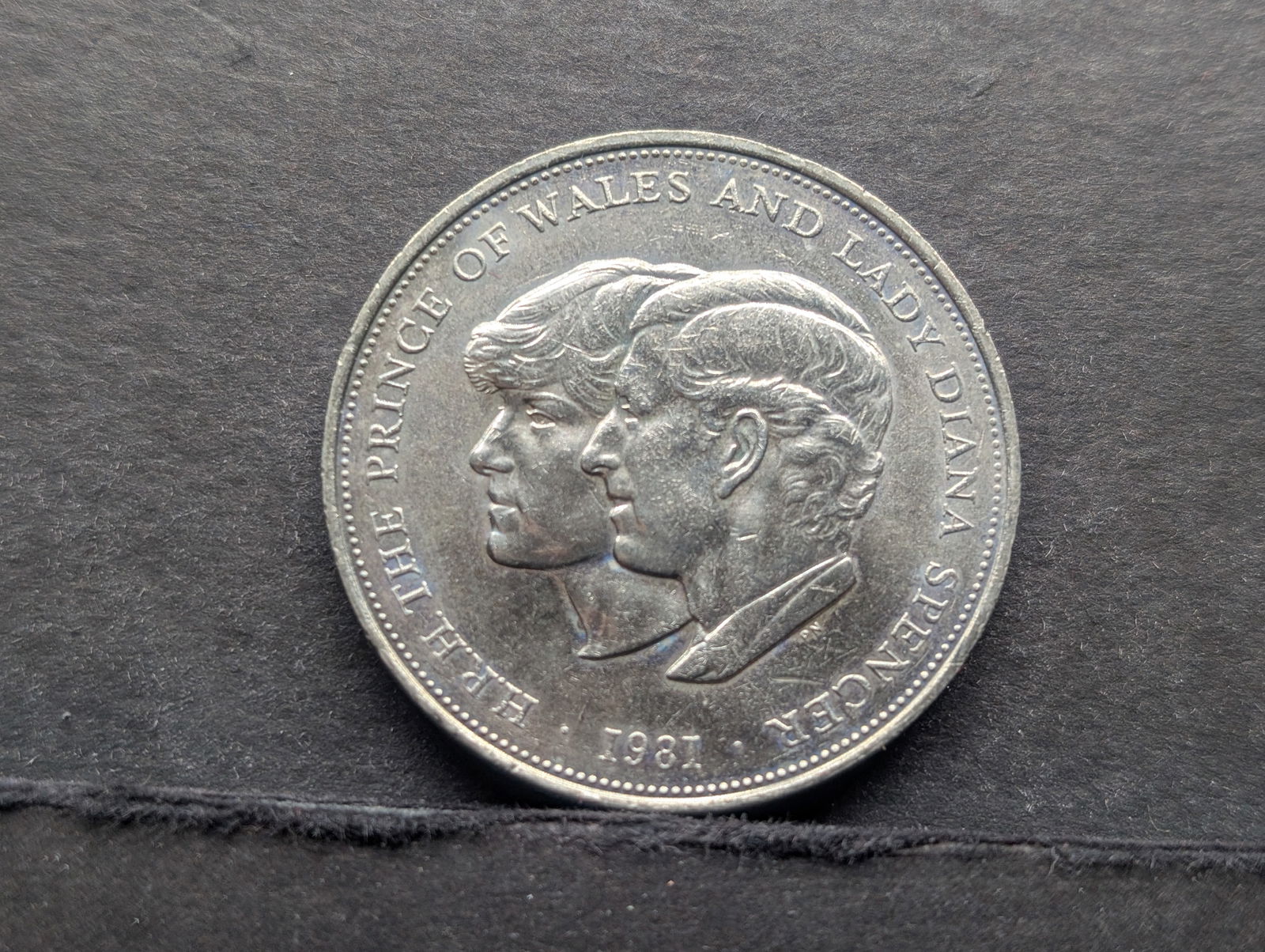 1981 The Royal Wedding 25 Pence Coin (1 of 3)