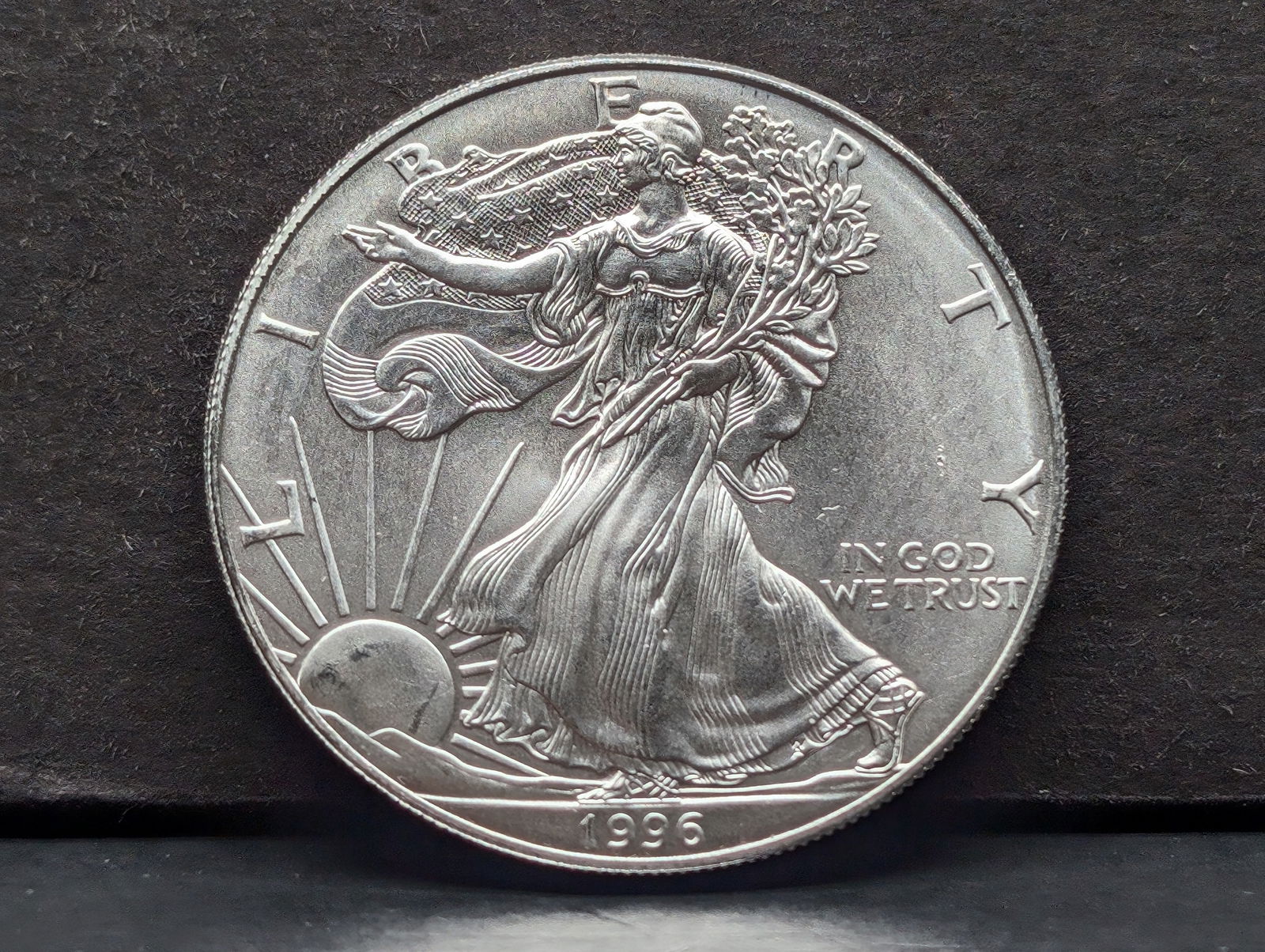 1996 American Silver Eagle. GEM BU in capsule. The KEY! (1 of 2)