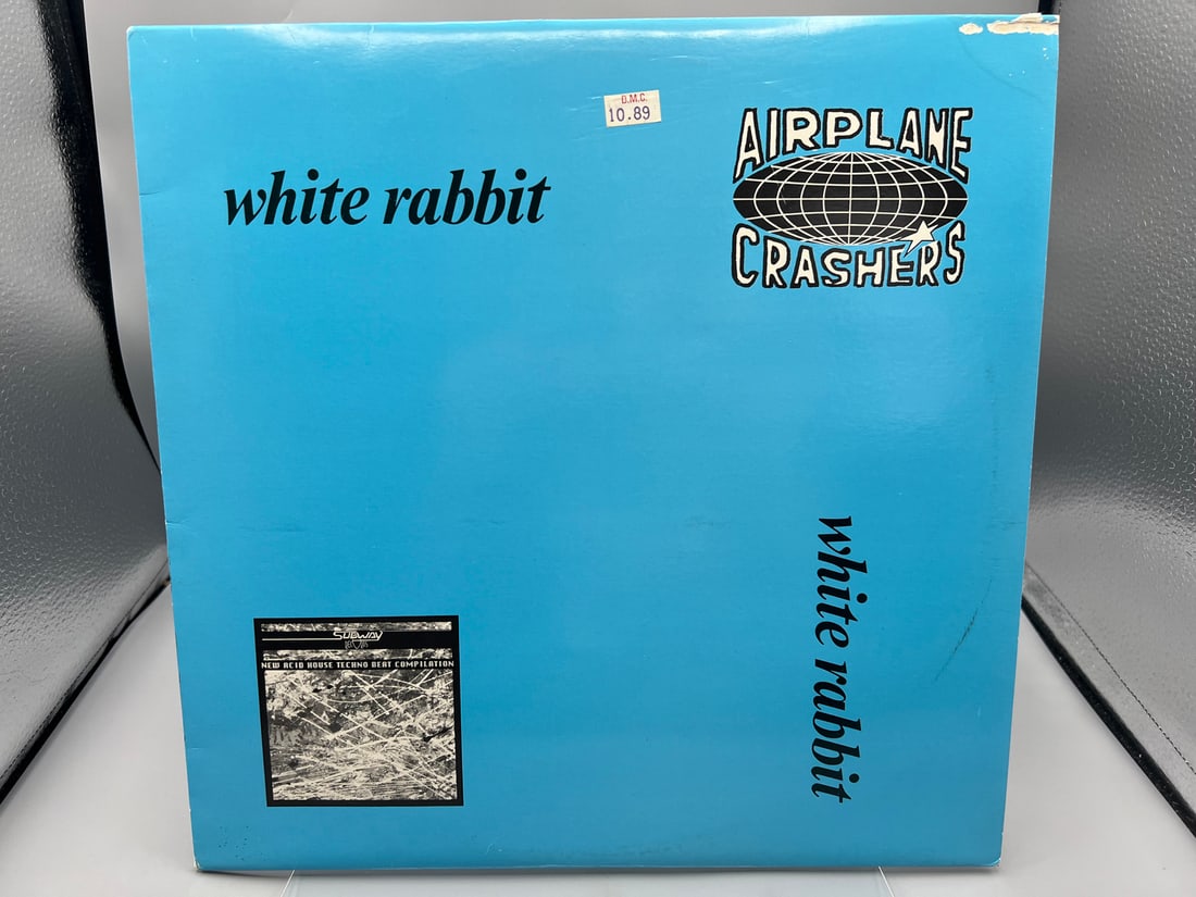 The Airplane Crashers: White Rabbit (1989), Belgium pressing, slight cover corner wear: The Airplane Crashers: White Rabbit (1989), Belgium pressing, slight cover corner wear - Records have not been tested by the auction house for play quality. All items are sold as is.