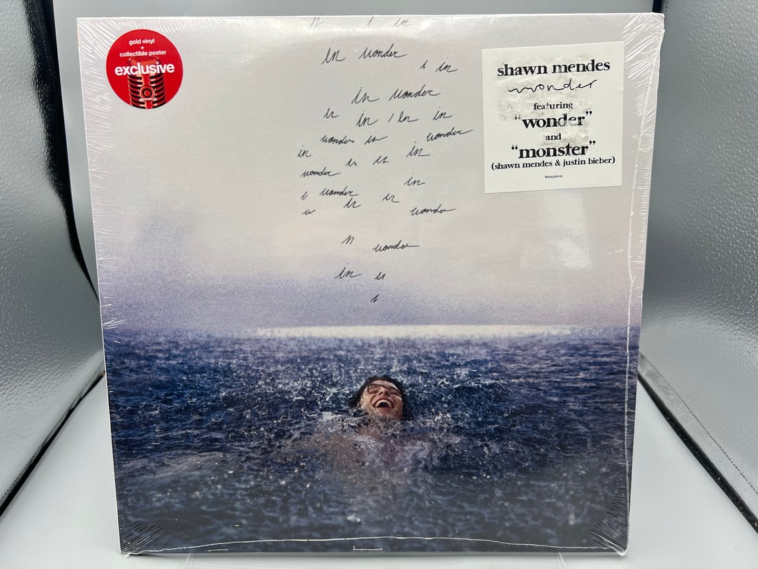 SEALED - Shawn Mendes: Wonder (2020), gold vinyl, includes collectible poster: SEALED - Shawn Mendes: Wonder (2020), gold vinyl, includes collectible poster - Records have not been tested by the auction house for play quality. All items are sold as is.