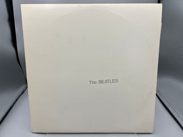 The Beatles: Self-titled - White Album (1986), reissue, Capitol rainbow labels, includes folded