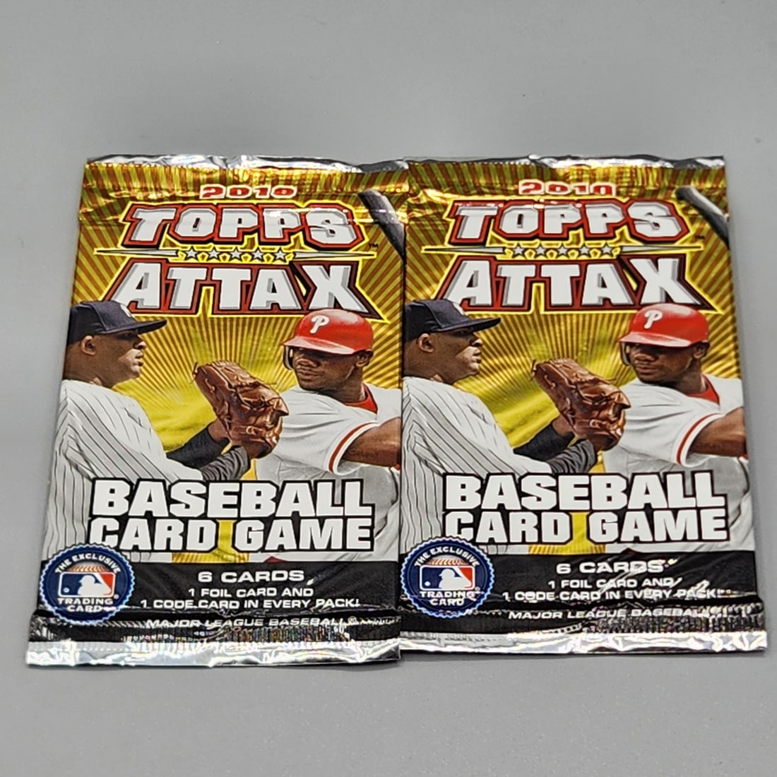(2) 2010 Topps Attax Card Game Baseball Wax Packs (1 of 2)