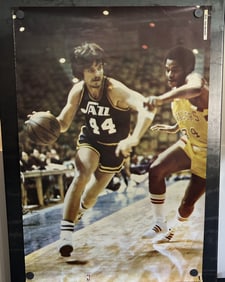 1975 Studio One Sports Illustrated Pete Maravich #5018 Poster - 24"x36" - Hard to find