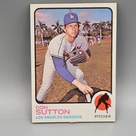 1973 Topps Don Sutton #10 HOF Perfectly Centered