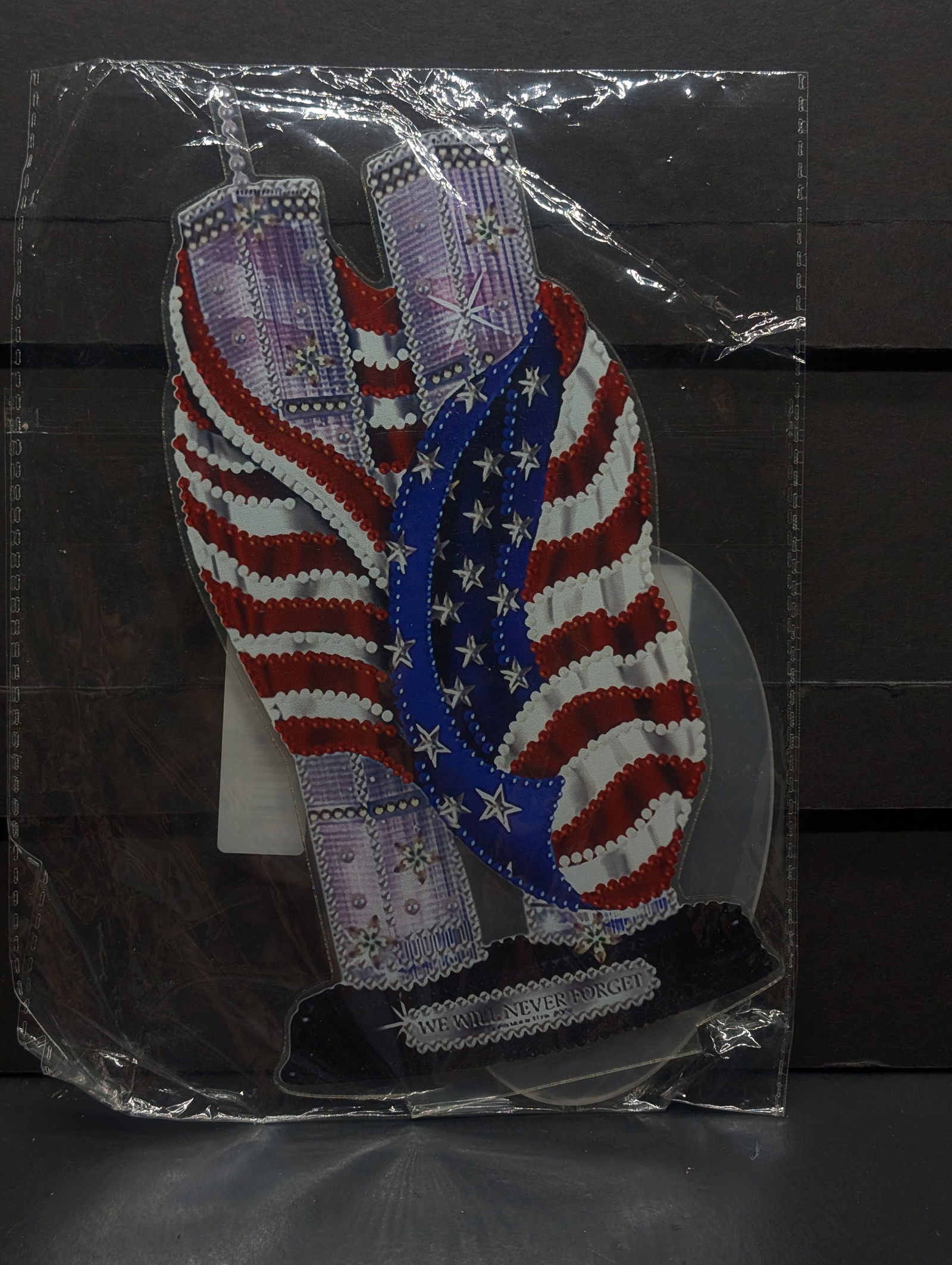 Super Cool 9-11 Twin Tower "We Wil Never Forget" Acrylic Display With Stand (1 of 2)