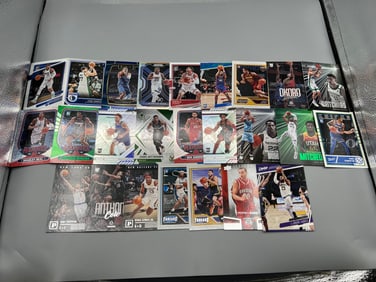 Lot of Assorted Basketball Cards W/ Stars, Rookies, & Inserts