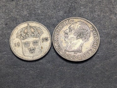 1933-G Sweden 10 Silver Ore & 1911-VBP Denmark 25 Silver Ore