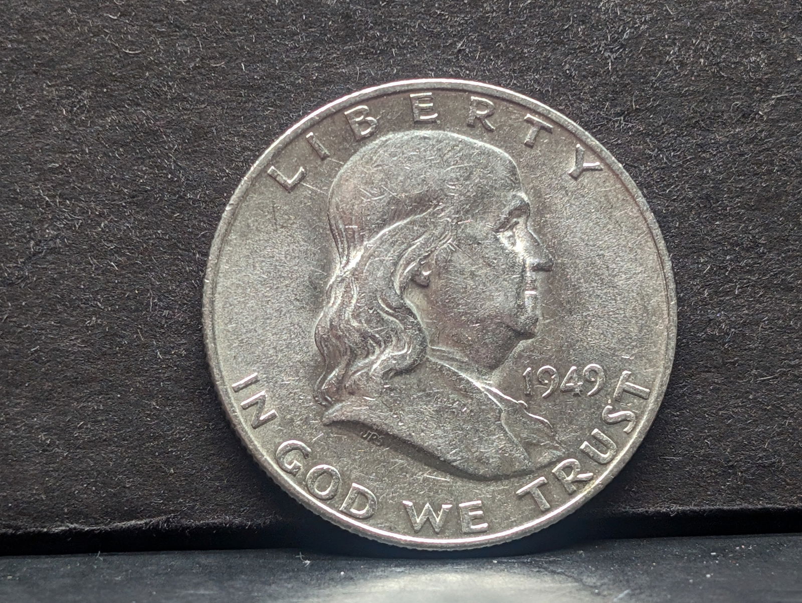 **CHOICE AU** 1949-D Franklin Silver Half Dollar (1 of 2)
