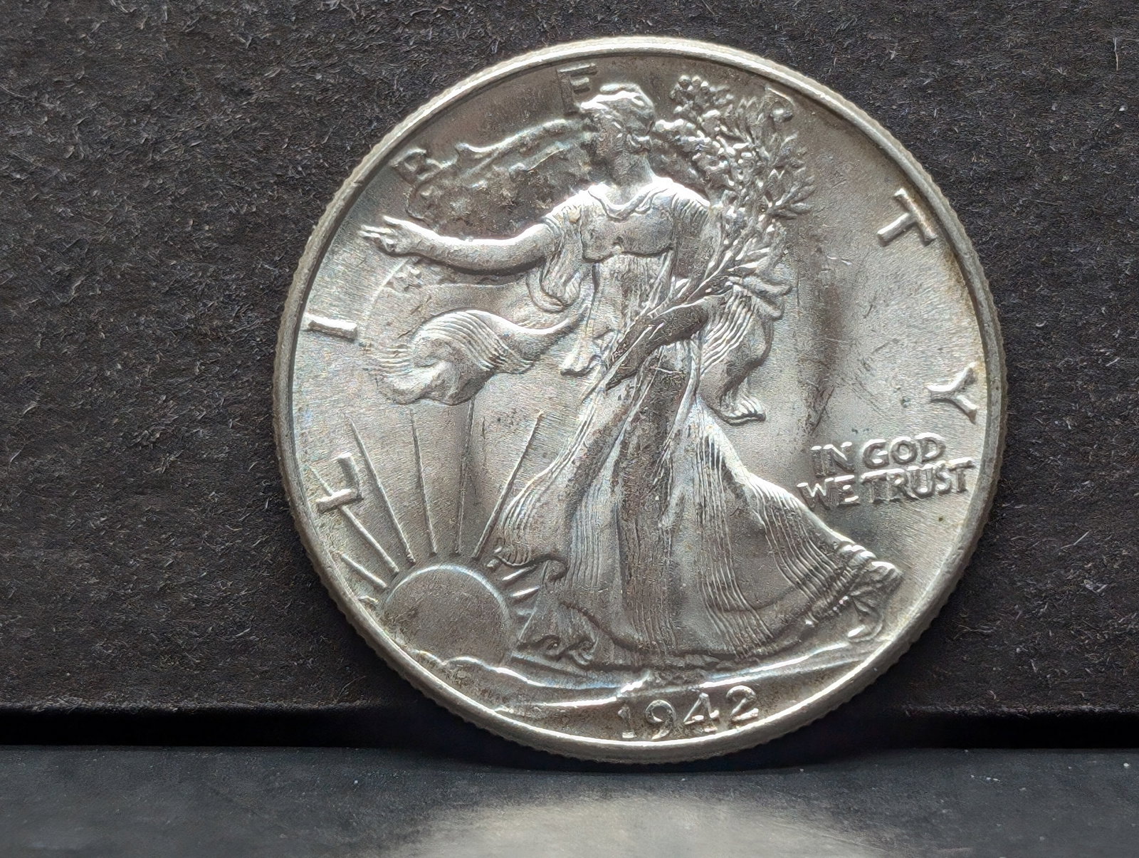 1942 Walking Liberty Half. Choice BU from original roll. Super brilliance.: 1942 Walking Liberty Half. Choice BU from original roll. Super brilliance.